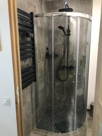 La Brindille Petit Mas Provencal Meuble De Tourisme 3 Etoiles 2-3 Personnes 1 Piece 30 M2 Tout Confort Lisiere Foret Jardin Jacuzzi Piscine Saint-Paul-en-Forêt Exterior foto